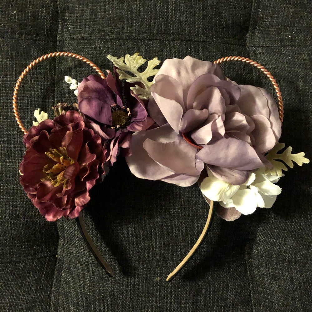 Floral wire Minnie ears
